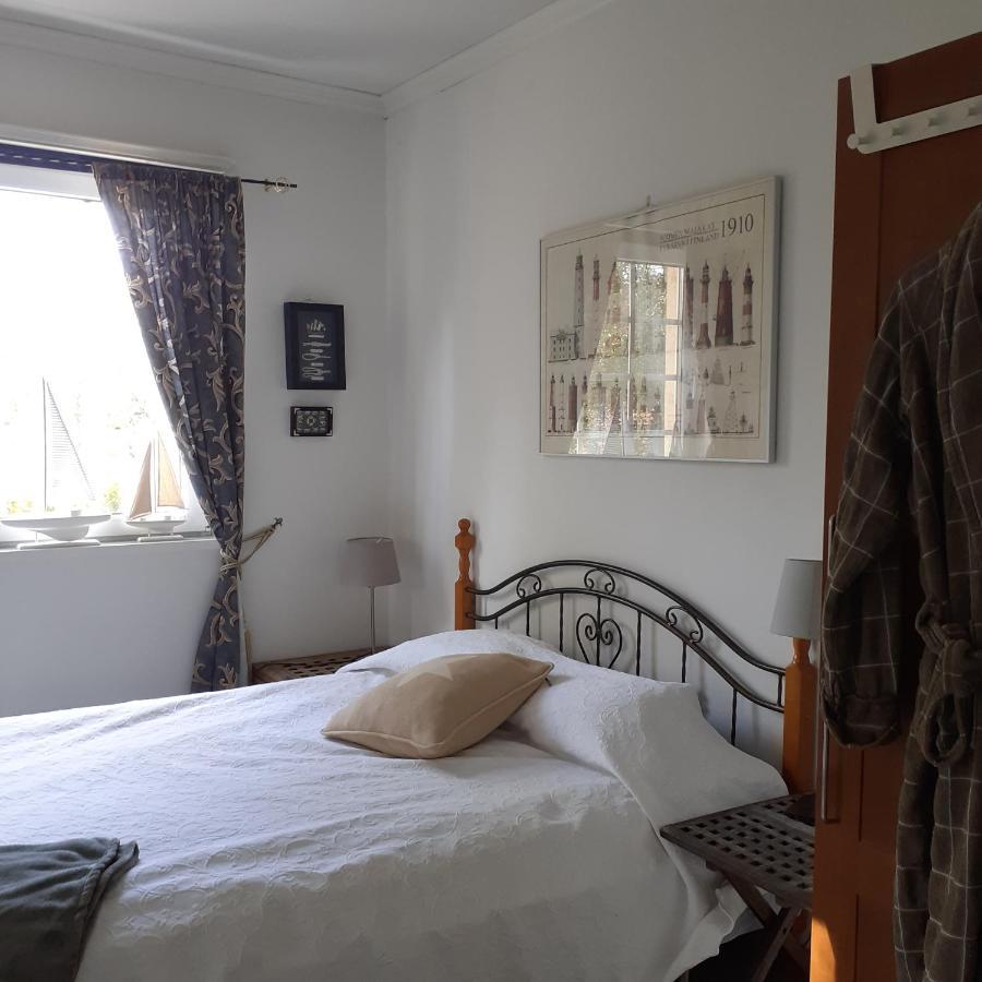 Room In Villa Emilia 에스포 외부 사진