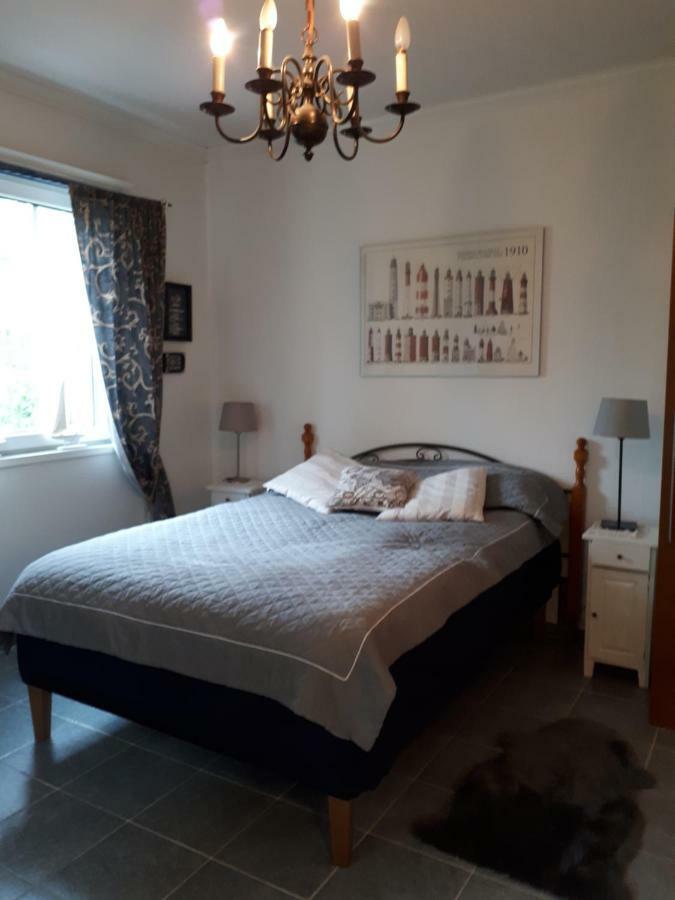 Room In Villa Emilia 에스포 외부 사진